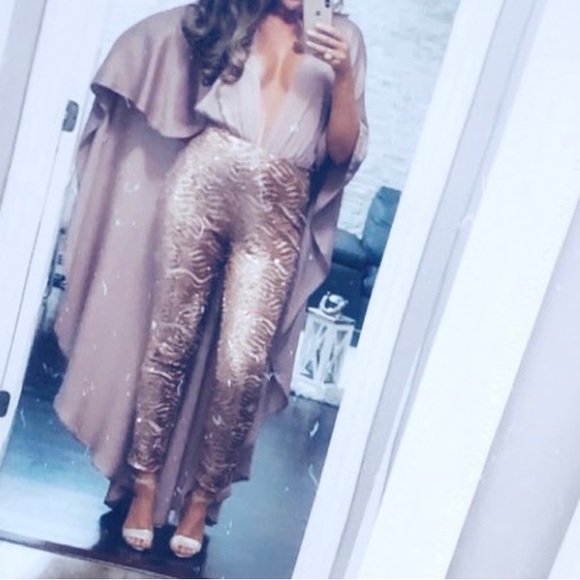 Jumpsuit - Picture 3 of 8